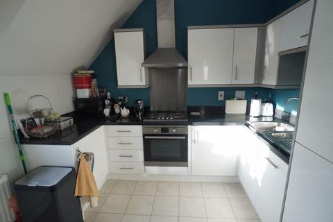 2 bedroom flat for sale, Grange House, High Wycombe HP13