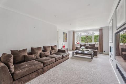 4 bedroom detached house for sale, The Brackens, High Wycombe HP11