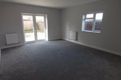 3 bedroom bungalow for sale, Ross Road, Hereford HR2