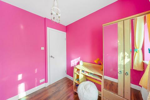 69 Churchbury Road, London, SE9 5HX