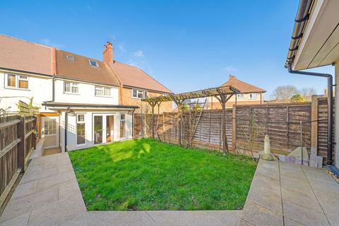 69 Churchbury Road, London, SE9 5HX