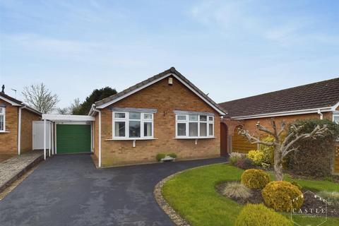 18 Sutton Close, Hinckley, LE10 1TW