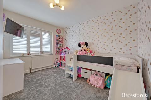73 Redden Court Road, Romford, RM3 0UR