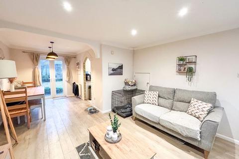 undefined, Finch Close, Shepton Mallet