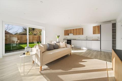 2 bedroom bungalow for sale, Palmer Road, Poole BH15