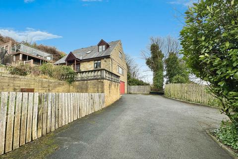 4 bedroom detached house for sale, Lane Ends Green, Halifax HX3