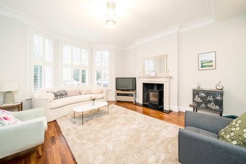 6 bedroom semi-detached house for sale, London W4