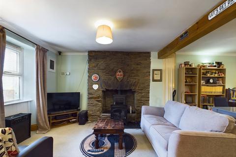 4 Colmers Court, Callington, PL17 7JL