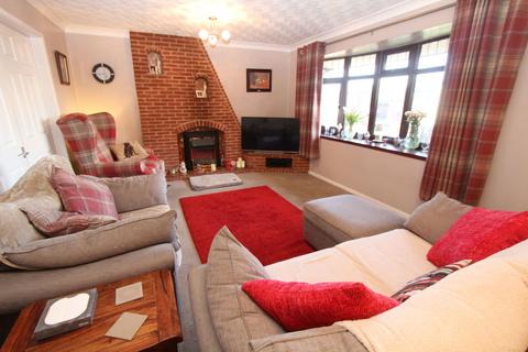 4 bedroom detached house for sale, Church Road, Dudley DY2