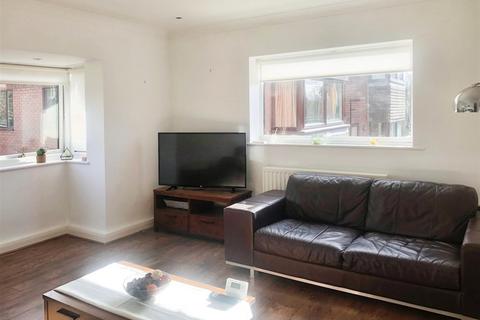 1 bedroom apartment to rent, Park Court, Park Road, Waterloo