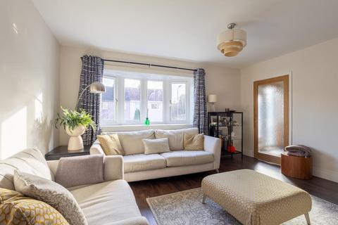 3 bedroom semi-detached house for sale, Westermains Avenue, Kirkintilloch, Glasgow, G66 1EL