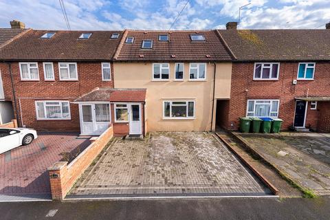 40 Cuxton Close, Bexleyheath, DA6 8JN