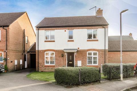 4 bedroom detached house for sale, Desborough NN14