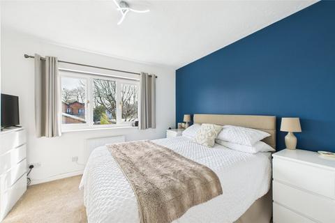 14 Church View, Yateley, GU46 7TW