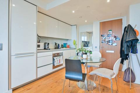 1 bedroom flat for sale, Walworth Road, Elephant and Castle, London, SE1