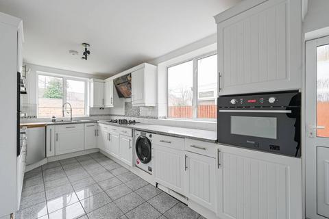 3 bedroom house for sale, Princes Avenue, Wood Green, London, N13