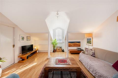 3 bedroom flat for sale, Belsize Avenue, Belsize Park