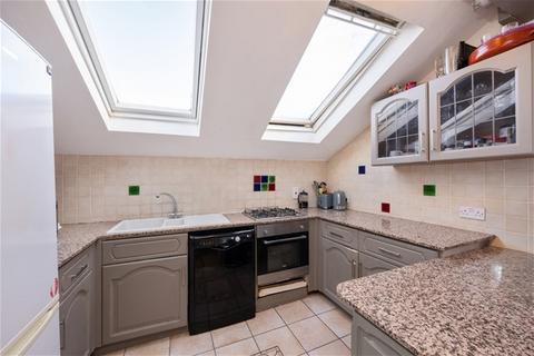 3 bedroom flat for sale, Belsize Avenue, Belsize Park