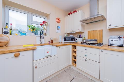 3 bedroom end of terrace house for sale, Broughton Road, Shrewsbury SY1