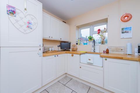 3 bedroom end of terrace house for sale, Broughton Road, Shrewsbury SY1