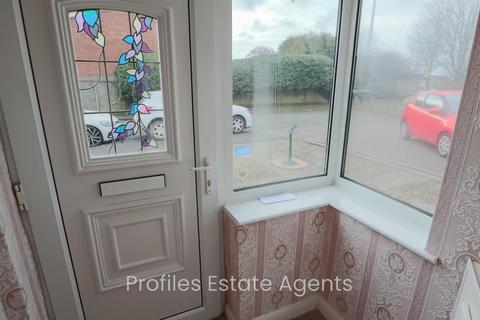 3 bedroom semi-detached house for sale, Linwood Close, Hinckley