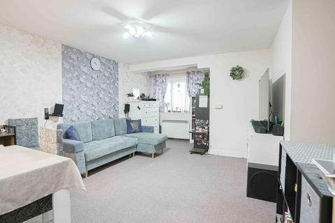 2 bedroom apartment for sale, Rush Grove Street, Woolwich SE18