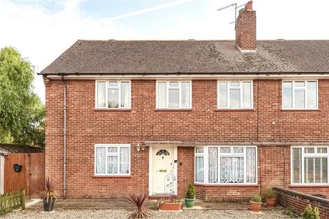 2 bedroom maisonette for sale, Lavender Road, Hillingdon, Middlesex