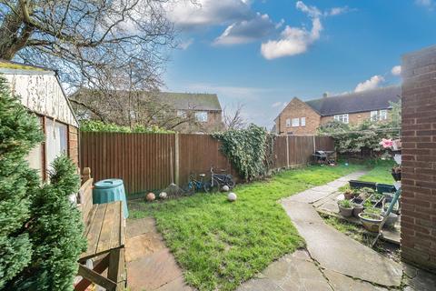 32 Lavender Road, Uxbridge, UB8 3PZ