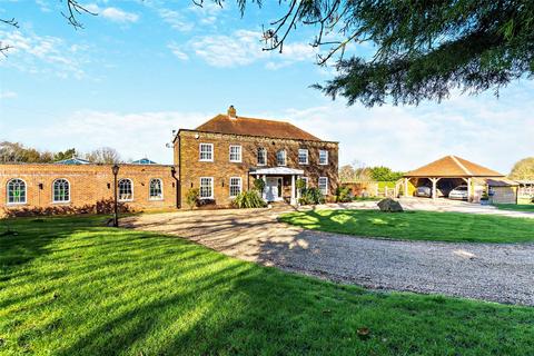 4 bedroom equestrian property for sale, Wood Hill, Meopham, Gravesend, Kent