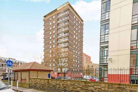 2 bedroom flat for sale, Flat , Dunmore Point, Gascoigne Place, London