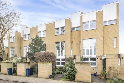 4 bedroom terraced house for sale, Highsett, Cambridge CB2