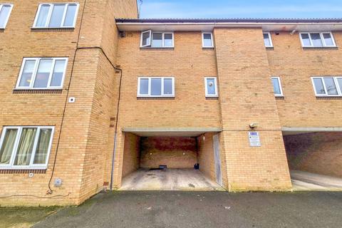 undefined, Westmoreland Drive, Sutton SM2