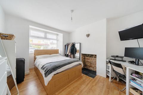 24 Dorset Road, Mitcham, CR4 3ES