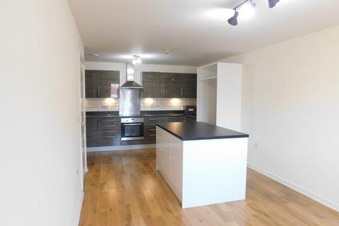 2 bedroom apartment to rent, Field House, Morden SM4