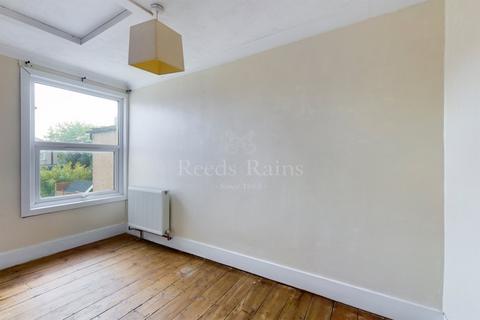 2 bedroom terraced house for sale, Howard Road, Kent DA1