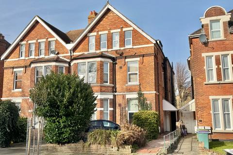 2 bedroom apartment for sale, Bouverie Road West, Kent CT20