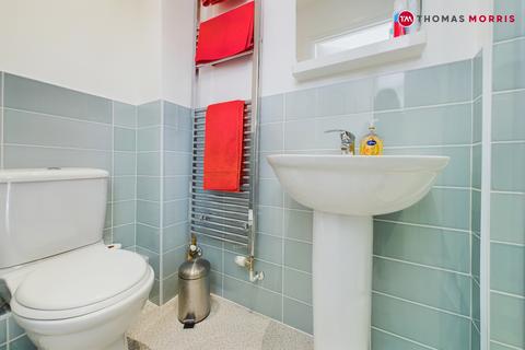 18 Anderson Close, St Neots, PE19 6DN