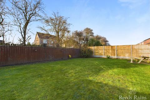 3 bedroom detached house for sale, Fieldside Close, Hull HU12