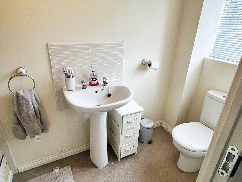 En-Suite No. 09