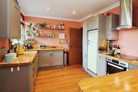 Kenmure Manse Road, Thornhill, DG3 5DR