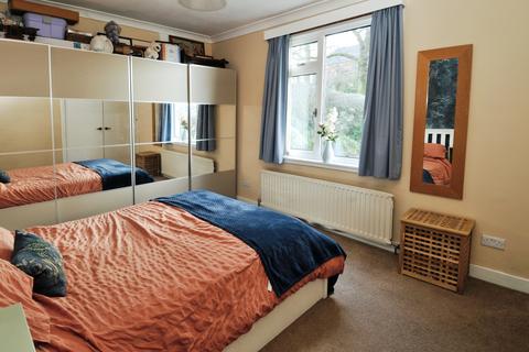 Kenmure Manse Road, Thornhill, DG3 5DR