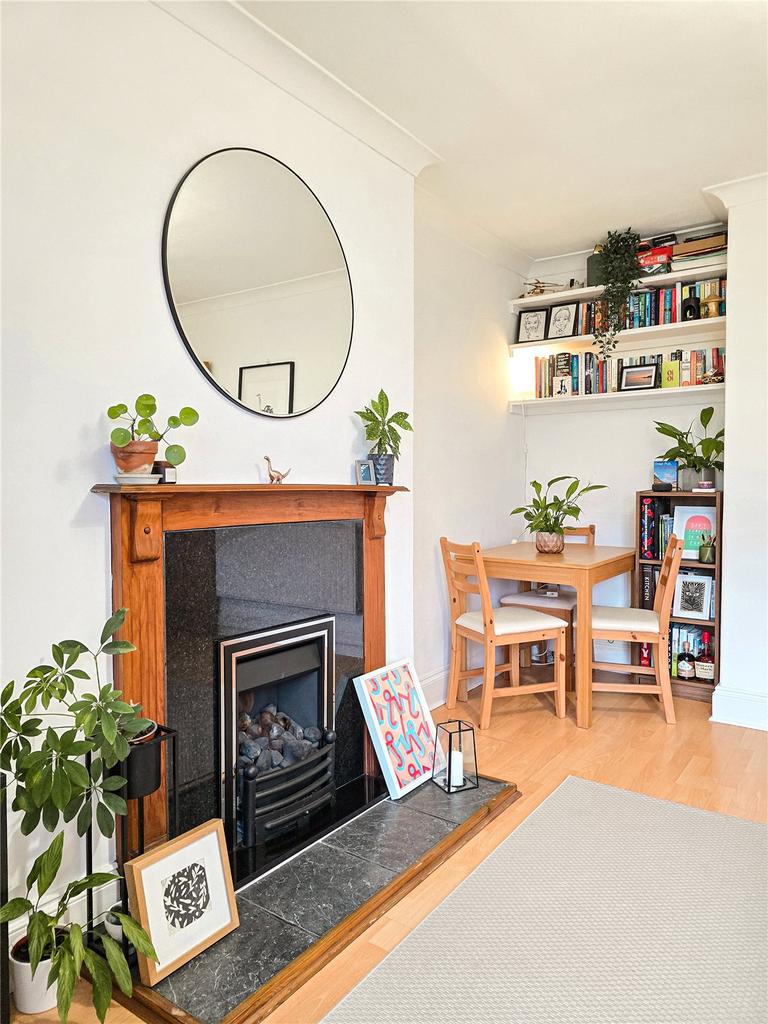 Fireplace & Dining
