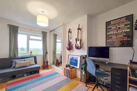 70 Queenscroft Road, London, SE9 5EJ