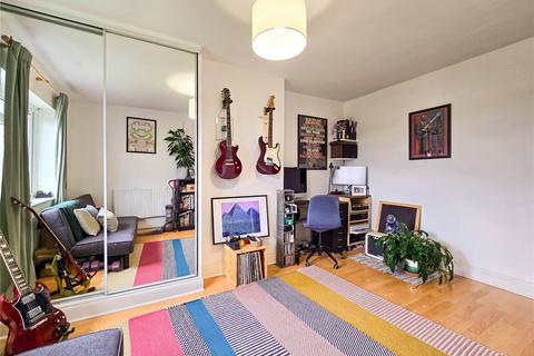 70 Queenscroft Road, London, SE9 5EJ