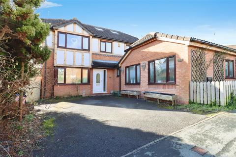 6 bedroom detached house for sale, Mill Farm Drive, Shropshire TF3