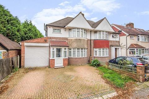 3 bedroom semi-detached house to rent, Argyle Avenue, Hounslow TW3