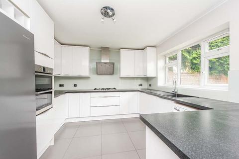 3 bedroom semi-detached house to rent, Argyle Avenue, Hounslow TW3