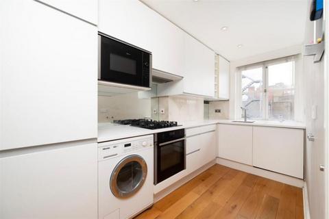 2 bedroom flat to rent, W2