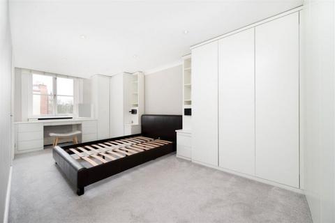 2 bedroom flat to rent, W2