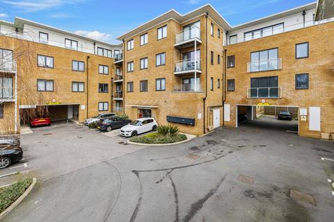 1 bedroom apartment for sale, Victoria Road, Horley RH6